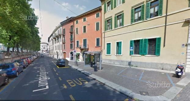 Porta Vittoria Apartment Verona Luaran gambar